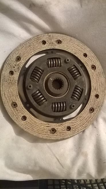 Lamela za Zastavu 101 i Yugo, nova na lalafo.rs Lamela za Zastavu 101 i Yugo, nova