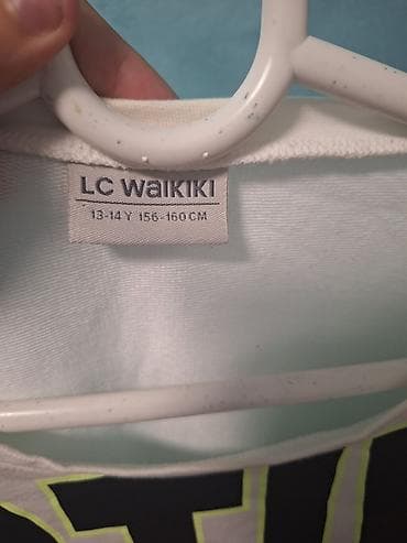 LC Waikiki dukserica za tinejdžere, veličina 13–14 godina (156–160 na lalafo.rs — 2 LC Waikiki dukserica za tinejdžere, veličina 13–14 godina (156–160 — 2