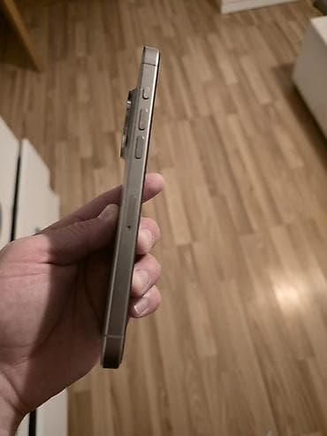 Apple iPhone 15 Pro – titanijumsko kućište, siva/srebrna boja at lalafo.rs — 3 Apple iPhone 15 Pro – titanijumsko kućište, siva/srebrna boja — 3