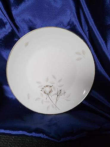 Sport & Hobby: Rozenthal tanjiri 1957g.Nemacka. Rosenthal desertni tanjiri,bez at lalafo.rs — 9 Sport & Hobby: Rozenthal tanjiri 1957g.Nemacka. Rosenthal desertni tanjiri,bez — 9