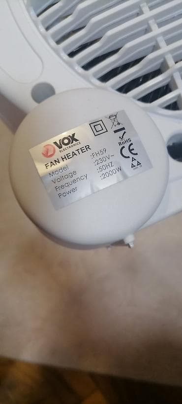 Grejalica duvaljka 2 brzine plus ventilator Vox 2000w. Ispravna. Kao na lalafo.rs — 3 Grejalica duvaljka 2 brzine plus ventilator Vox 2000w. Ispravna. Kao — 3
