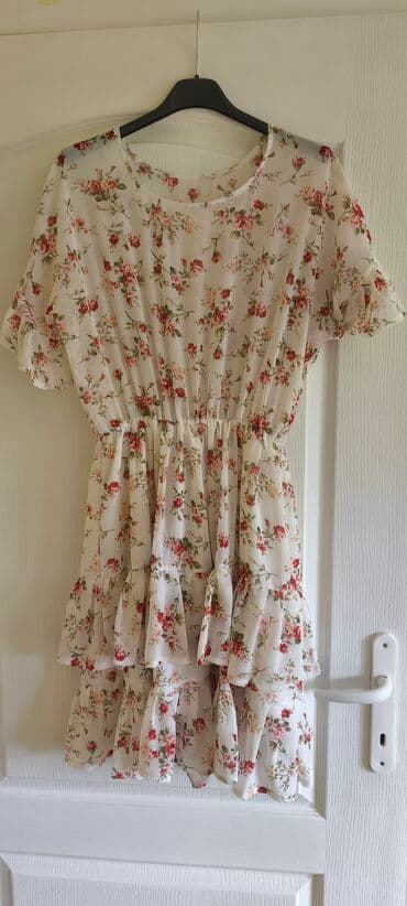 M, bоја - Šareno, Kratkih rukava na lalafo.rs M, bоја - Šareno, Kratkih rukava