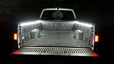 Lighting & Fittings: VODOOTPORNA ZELENA LED TRAKA 12V Opis: Kvalitetna zelena LED traka at lalafo.rs — 9 Lighting & Fittings: VODOOTPORNA ZELENA LED TRAKA 12V Opis: Kvalitetna zelena LED traka — 9