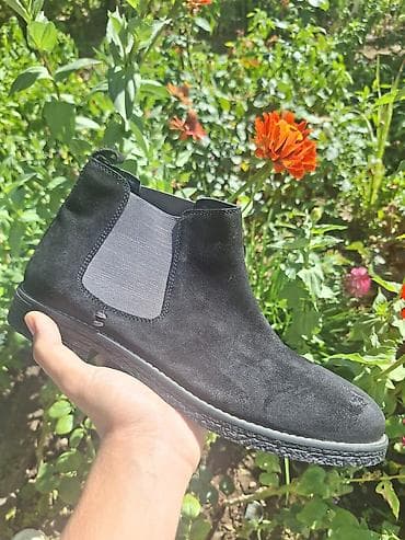 Više para muških novih, markiranih cipela i čizama. Sve su od prirodne na lalafo.rs — 6 Više para muških novih, markiranih cipela i čizama. Sve su od prirodne — 6