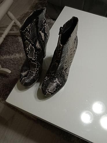 Ženske ankle čizme sa zmijskim printom - Model: ankle čizme do zgloba at lalafo.rs — 2 Ženske ankle čizme sa zmijskim printom - Model: ankle čizme do zgloba — 2