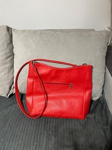 Crvena ženska torba od prave kože – Borse in Pelle, Made in Italy. - na lalafo.rs — 1 Crvena ženska torba od prave kože – Borse in Pelle, Made in Italy. - — 1