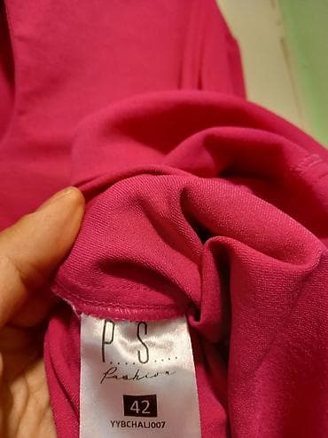 Haljina jednom nosena.Br.42 Bez mana. Ciklama roze boja Sastav na lalafo.rs — 4 Haljina jednom nosena.Br.42 Bez mana. Ciklama roze boja Sastav — 4