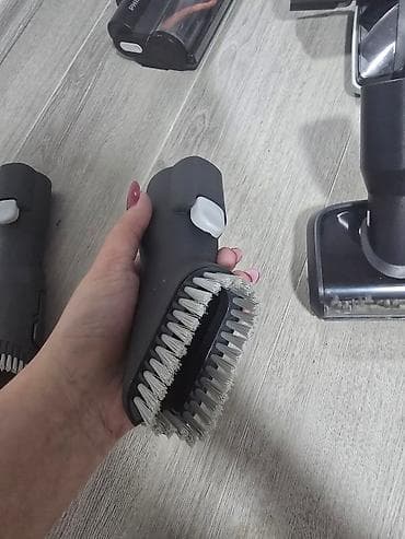 Philips bežični štapni usisivač – 8000 Kupljen 06.03.2025, u na lalafo.rs — 9 Philips bežični štapni usisivač – 8000 Kupljen 06.03.2025, u — 9