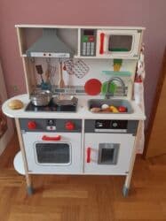 Drvena dečja kuhinja – kompletna igraonicа za male kuvare - na lalafo.rs Drvena dečja kuhinja – kompletna igraonicа za male kuvare -