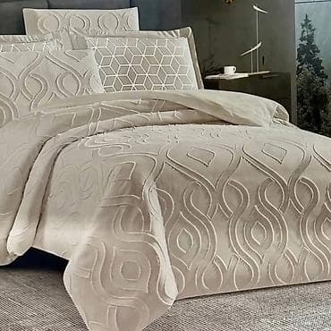 Blankets and Bedspreads: 3-delnI set posteljine – Comforter set Sadržaj pakovanja: - 1 at lalafo.rs — 5 Blankets and Bedspreads: 3-delnI set posteljine – Comforter set Sadržaj pakovanja: - 1 — 5