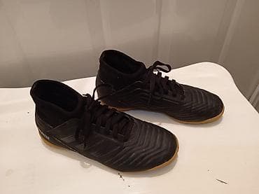 Odlicno ocuvane Adidas Predator 34 – patike za fudbal u sali (indoor) na lalafo.rs — 1 Odlicno ocuvane Adidas Predator 34 – patike za fudbal u sali (indoor) — 1