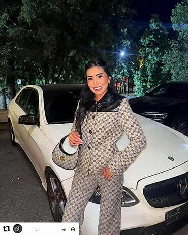 Elegantan komplet GUCCI
s, m, l
6000 din at lalafo.rs — 2 Elegantan komplet GUCCI
s, m, l
6000 din — 2