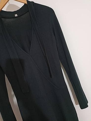 Haljina Allegra sa polurolkom, dužine do kolena. Prati liniju tela na lalafo.rs — 1 Haljina Allegra sa polurolkom, dužine do kolena. Prati liniju tela — 1