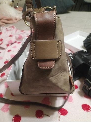 zenske original guess: Anekke torba – model sa putničkim motivima - Brend: Anekke - Dizajn na lalafo.rs — 3 zenske original guess: Anekke torba – model sa putničkim motivima - Brend: Anekke - Dizajn — 3