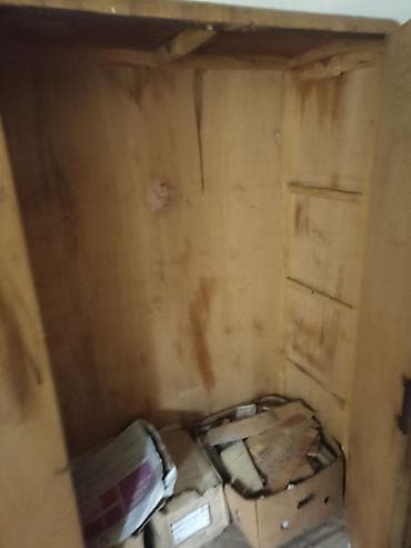 Table bases: Stari (etno) kredenac i ormar(šifonjer) sa slike kredenac visina 175 at lalafo.rs — 4 Table bases: Stari (etno) kredenac i ormar(šifonjer) sa slike kredenac visina 175 — 4