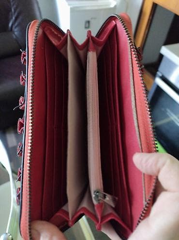 prsluk jaknica mango u: Ženski zip novčanik – crveni - Materijal: meka sintetička koža u at lalafo.rs — 4 prsluk jaknica mango u: Ženski zip novčanik – crveni - Materijal: meka sintetička koža u — 4