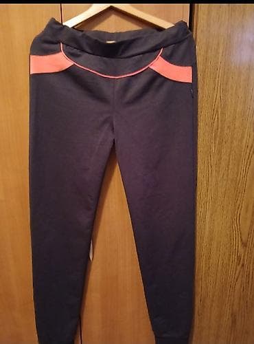 kozna jakna sa: Zimski komplet odeće – tri gornja komada 1) Crna zimska jakna do kuka na lalafo.rs — 9 kozna jakna sa: Zimski komplet odeće – tri gornja komada 1) Crna zimska jakna do kuka — 9