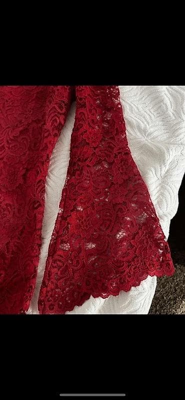 Elegantna bordo čipkana haljina - Kroj: pripijena silueta, dužina na lalafo.rs — 5 Elegantna bordo čipkana haljina - Kroj: pripijena silueta, dužina — 5