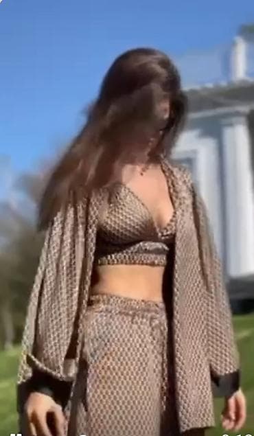 prsluk jaknica mango u: Komplet 3 u 1
Cena 3100
Uni vel.
V25 na lalafo.rs — 3 prsluk jaknica mango u: Komplet 3 u 1
Cena 3100
Uni vel.
V25 — 3