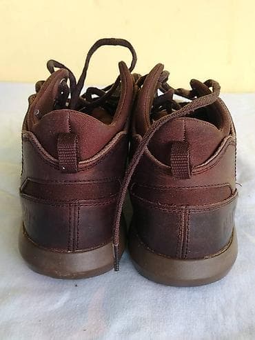 Muske cipele Caterpillar
Broj 40
Gaziste 25
Odlicno ocuvane na lalafo.rs — 7 Muske cipele Caterpillar
Broj 40
Gaziste 25
Odlicno ocuvane — 7