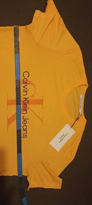 Calvin Klein Jeans narandžasta majica XXL 2390din,nova, original - na lalafo.rs — 4 Calvin Klein Jeans narandžasta majica XXL 2390din,nova, original - — 4