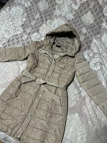 zenske broj: Dugačka ženska zimska jakna sa kapuljačom – bež/šampanj boje - Brend at lalafo.rs — 3 zenske broj: Dugačka ženska zimska jakna sa kapuljačom – bež/šampanj boje - Brend — 3