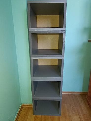 Prodajem sive univerzalna polica/police •Dimenzije: Sirina: 28.5cm na lalafo.rs — 1 Prodajem sive univerzalna polica/police •Dimenzije: Sirina: 28.5cm — 1