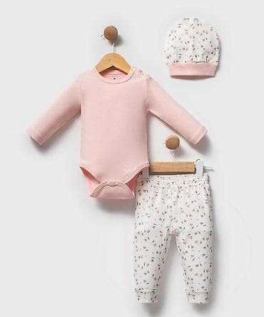 Trod elni komplet za bebu – bodi, pantalone i kapica - Bodi dugih na lalafo.rs Trod elni komplet za bebu – bodi, pantalone i kapica - Bodi dugih