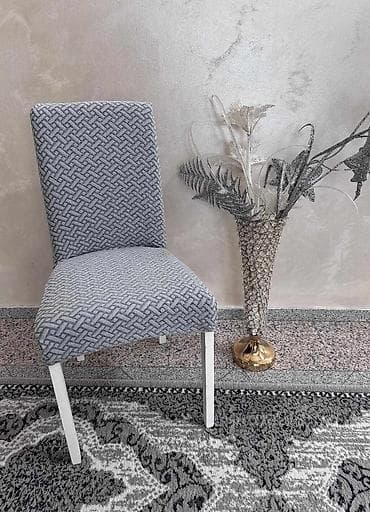 Prekrivači za stolice bez karnera 🌺
6 komada 🌺 na lalafo.rs — 5 Prekrivači za stolice bez karnera 🌺
6 komada 🌺 — 5