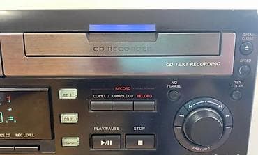 Philips CDR 820 – audio CD rekorder sa 3-disc CD changerom - na lalafo.rs — 3 Philips CDR 820 – audio CD rekorder sa 3-disc CD changerom - — 3
