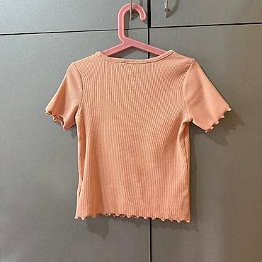 Shirts: Preslatka H&M majica za devojcice Jednom obucena i oprana,fakticki at lalafo.rs — 6 Shirts: Preslatka H&M majica za devojcice Jednom obucena i oprana,fakticki — 6