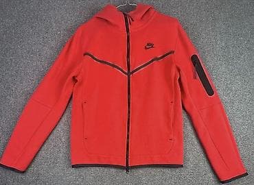 Nike muška dukserica/jakna sa kapuljačom – model CU (veličina S) - na lalafo.rs Nike muška dukserica/jakna sa kapuljačom – model CU (veličina S) -