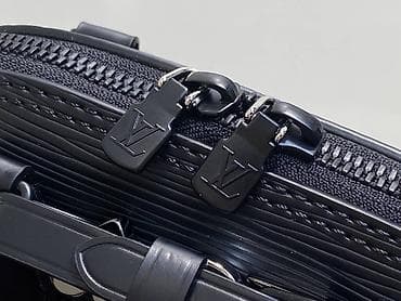 Louis Vuitton Alma BB, crna mini torba od Epi kože. - Materijal na lalafo.rs — 3 Louis Vuitton Alma BB, crna mini torba od Epi kože. - Materijal — 3