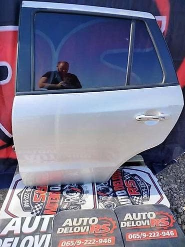 ZADNJA LEVA VRATA SIVA ZA HYUNDAI SANTA FE OD 2006. DO 2012. GOD. | na lalafo.rs ZADNJA LEVA VRATA SIVA ZA HYUNDAI SANTA FE OD 2006. DO 2012. GOD. |