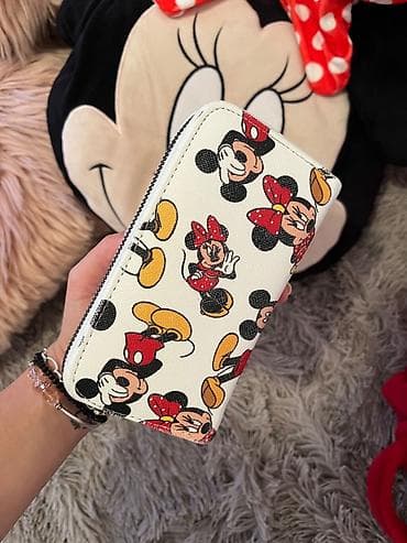 MK disney kozni novcanik novo na lalafo.rs — 1 MK disney kozni novcanik novo — 1