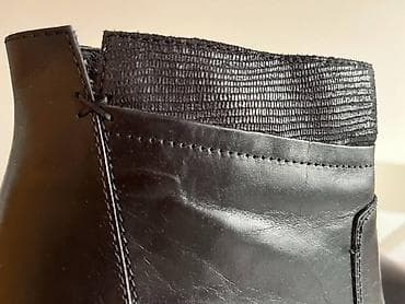 Bata kožne čizme 40, kao nove bez oštećenja. Jednom obuvene. Dužina na lalafo.rs — 4 Bata kožne čizme 40, kao nove bez oštećenja. Jednom obuvene. Dužina — 4