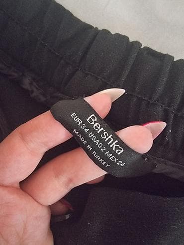 Bershka crne cargo pantalone - Model: ženske cargo pantalone sa na lalafo.rs — 2 Bershka crne cargo pantalone - Model: ženske cargo pantalone sa — 2