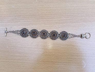 Narukvica sa ornamentima 2 Narukvica sa ornamentima. Ukupna na lalafo.rs — 2 Narukvica sa ornamentima 2 Narukvica sa ornamentima. Ukupna — 2