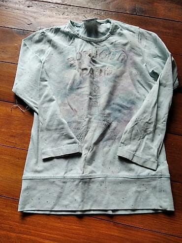 Majica za 6 god. ili br. 116 u dobrom stanju na lalafo.rs — 1 Majica za 6 god. ili br. 116 u dobrom stanju — 1