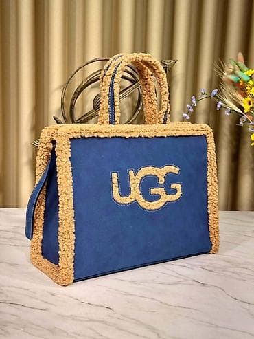 UGG torbe
Cena 5100
Dim.l 29x39
But.P45 at lalafo.rs — 6 UGG torbe
Cena 5100
Dim.l 29x39
But.P45 — 6