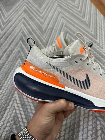 Nike Invincible Run 3 patike za trčanje - Model: Nike ZoomX at lalafo.rs — 3 Nike Invincible Run 3 patike za trčanje - Model: Nike ZoomX — 3