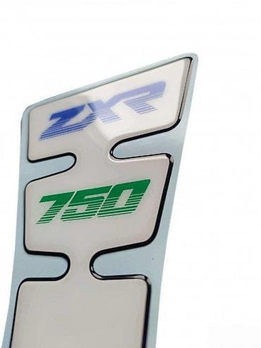 Transport: Kawasaki zxr 750 - tank pad - 1497 📌 Opis: Samolepljivi protektor za at lalafo.rs — 3 Transport: Kawasaki zxr 750 - tank pad - 1497 📌 Opis: Samolepljivi protektor za — 3