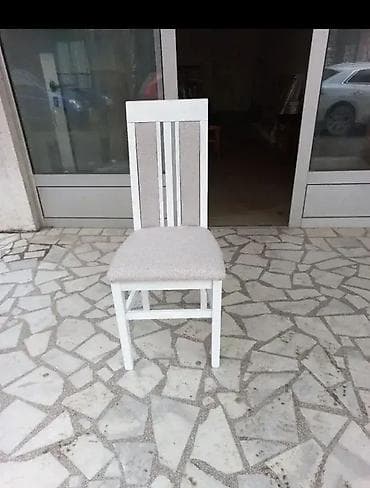 Trpezarijska stolica od punog drveta 🪑 Klasika koja traje – na lalafo.rs Trpezarijska stolica od punog drveta 🪑 Klasika koja traje –