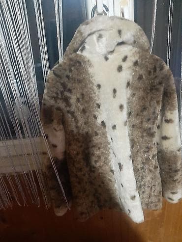 pantalone butiku ali: Bunda sa animal printom (pahuljasti veštački krzneni izgled) - Model na lalafo.rs — 5 pantalone butiku ali: Bunda sa animal printom (pahuljasti veštački krzneni izgled) - Model — 5