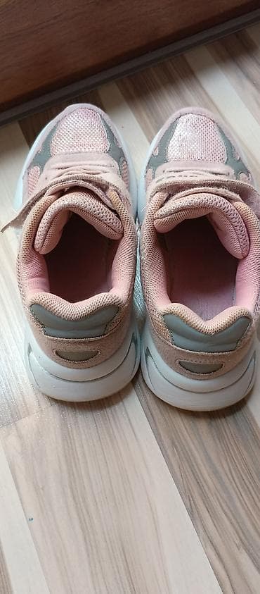 Dečije patike Kronos, 1200 dinara Nike Turske 1000 din - Boja na lalafo.rs — 3 Dečije patike Kronos, 1200 dinara Nike Turske 1000 din - Boja — 3