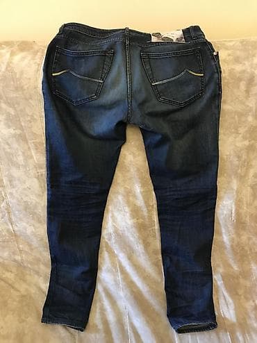 zenske original guess: Original Jacob Cohen farmerice 33 98% cotton 2% elastin Made in Italy na lalafo.rs — 6 zenske original guess: Original Jacob Cohen farmerice 33 98% cotton 2% elastin Made in Italy — 6