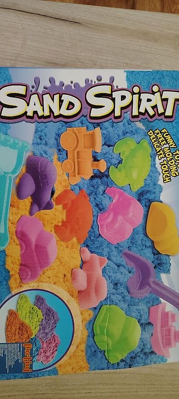 Sand Spirit – set za igru sa kinetičkim peskom - Komplet sadrži na lalafo.rs — 2 Sand Spirit – set za igru sa kinetičkim peskom - Komplet sadrži — 2
