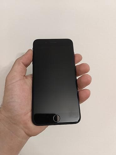 Iphone 7 plus sa 256 gb memorije, otključan za sve mreže. Telefon je na lalafo.rs Iphone 7 plus sa 256 gb memorije, otključan za sve mreže. Telefon je