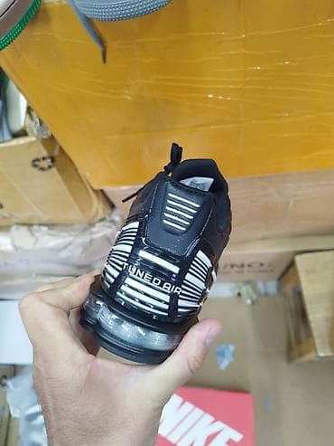 Trainers: Nike air max tn tuned swoch patike crne A klasa NOVO Novo Brojevi 41 at lalafo.rs — 2 Trainers: Nike air max tn tuned swoch patike crne A klasa NOVO Novo Brojevi 41 — 2
