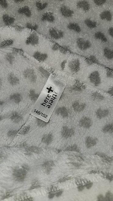 Debela pidžama za zimu. Veličina 146-152 na lalafo.rs — 3 Debela pidžama za zimu. Veličina 146-152 — 3